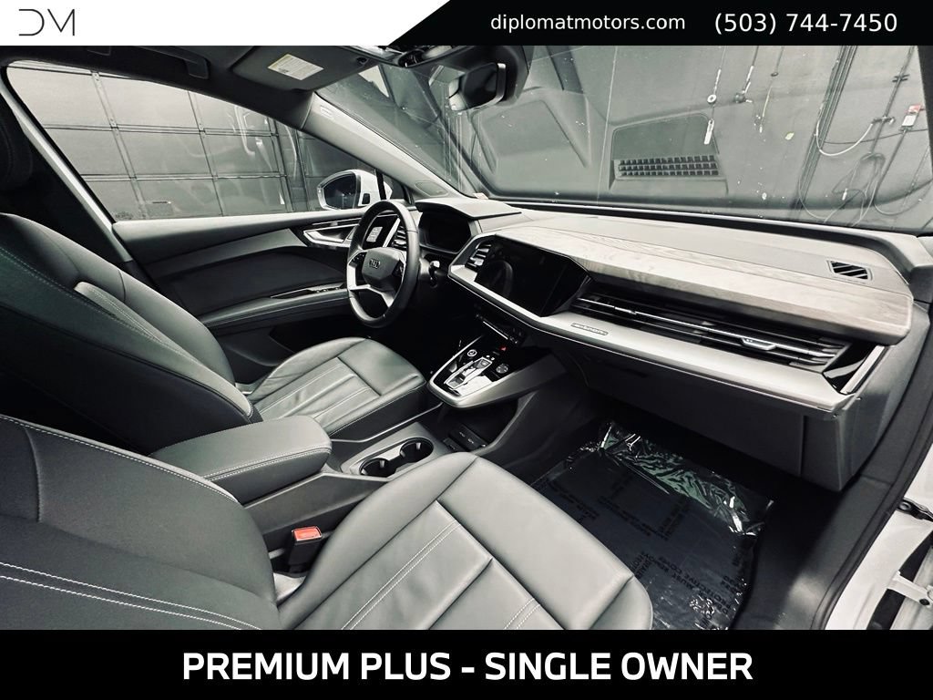 Used 2023 Audi Q4 e-tron Premium Plus RWD image 19