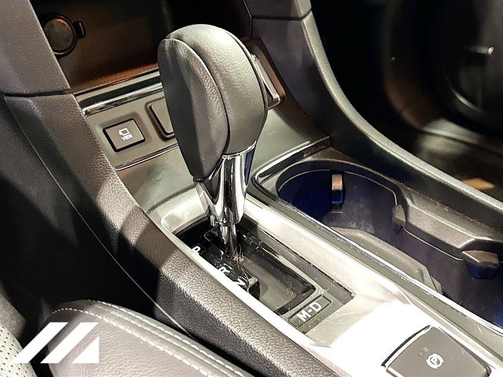 Used 2023 Subaru Ascent Limited w/ Technology Package image 19