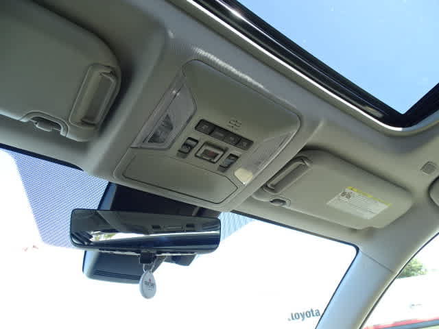 Used 2025 Toyota RAV4 Limited w/ Advanced Technology Package FWD image 34