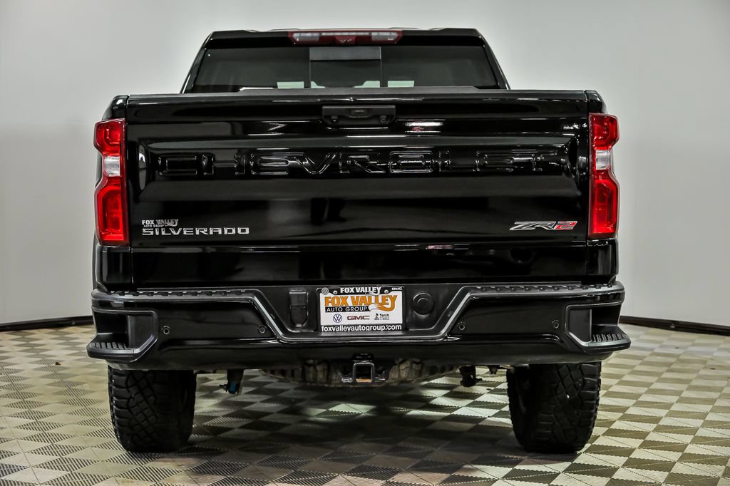 Used 2025 Chevrolet Silverado 1500 ZR2 w/ Technology Package AWD/4WD image 7