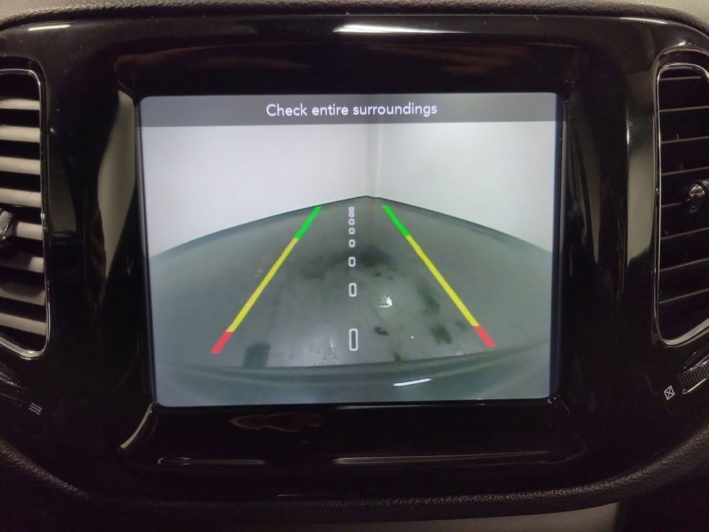 Used 2020 Jeep Compass Limited image 21