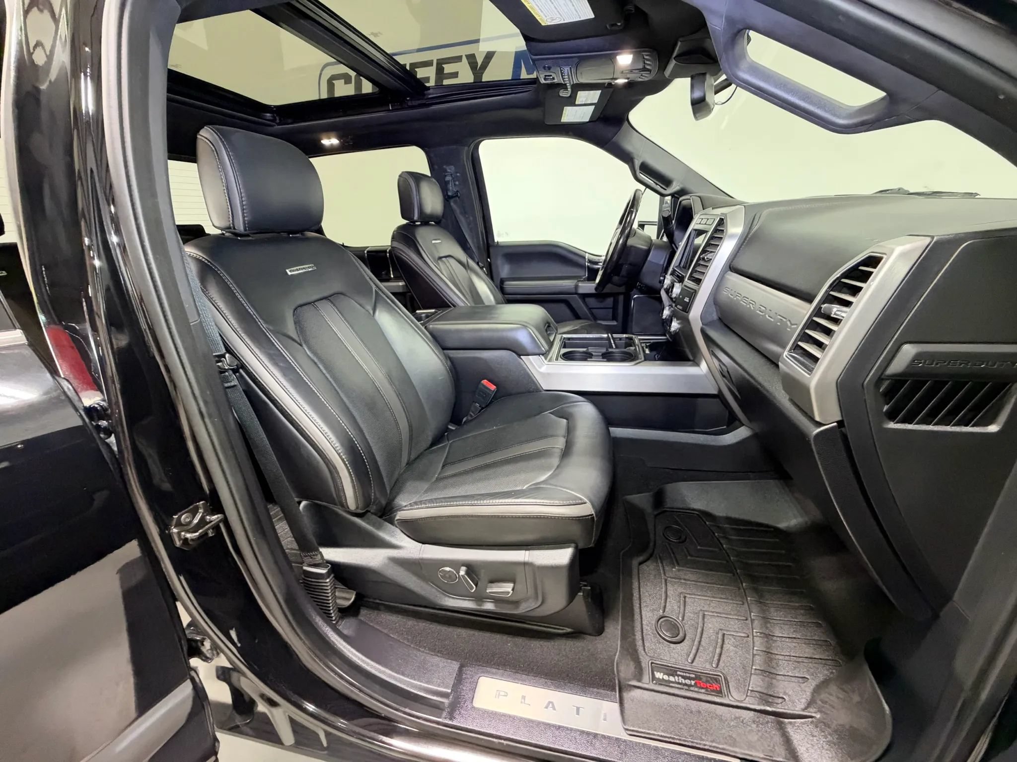Used 2020 Ford F250 Platinum AWD/4WD image 18