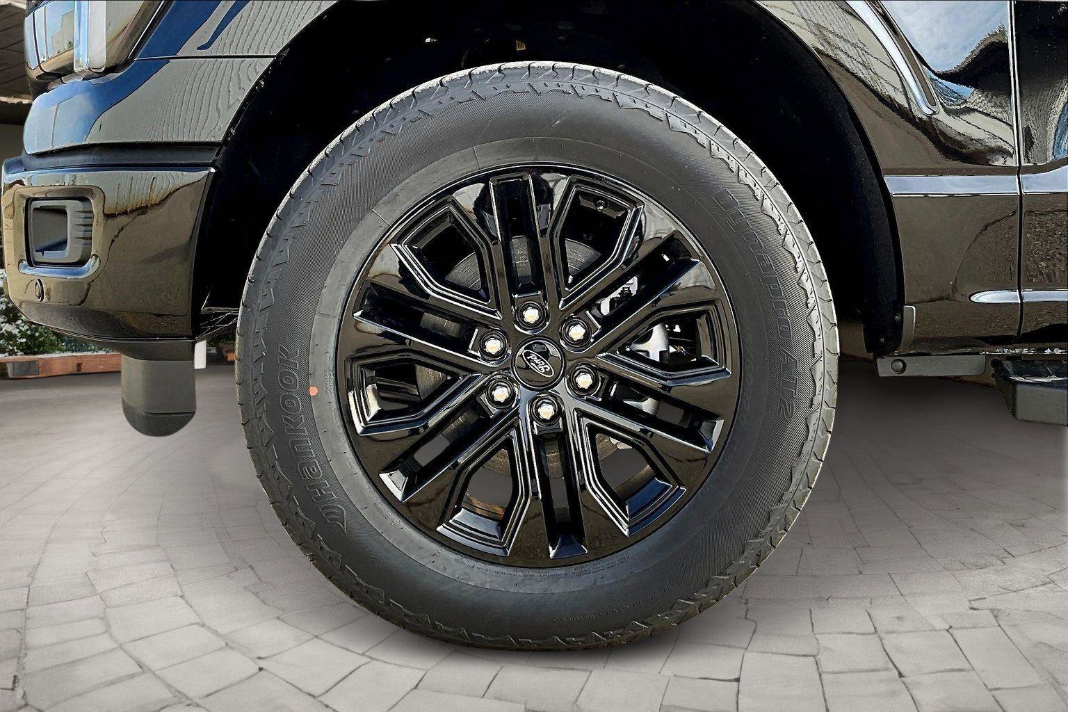 New 2025 Ford F150 Lariat w/ Equipment Group 501A Mid image 12