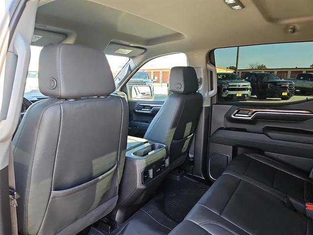 Used 2024 Chevrolet Silverado 1500 LT Trail Boss w/ Convenience Package II image 9