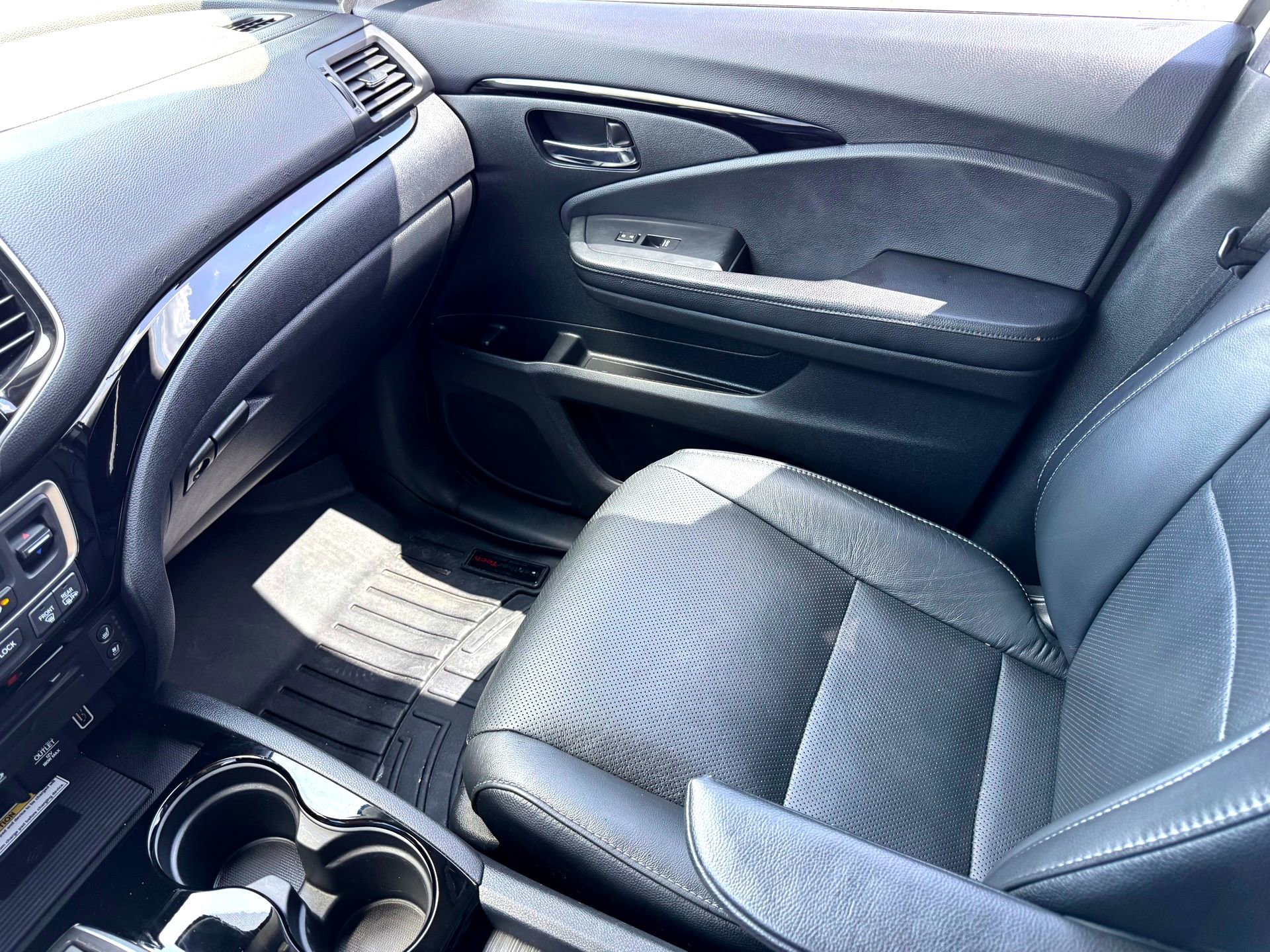 Used 2019 Honda Pilot Elite image 33