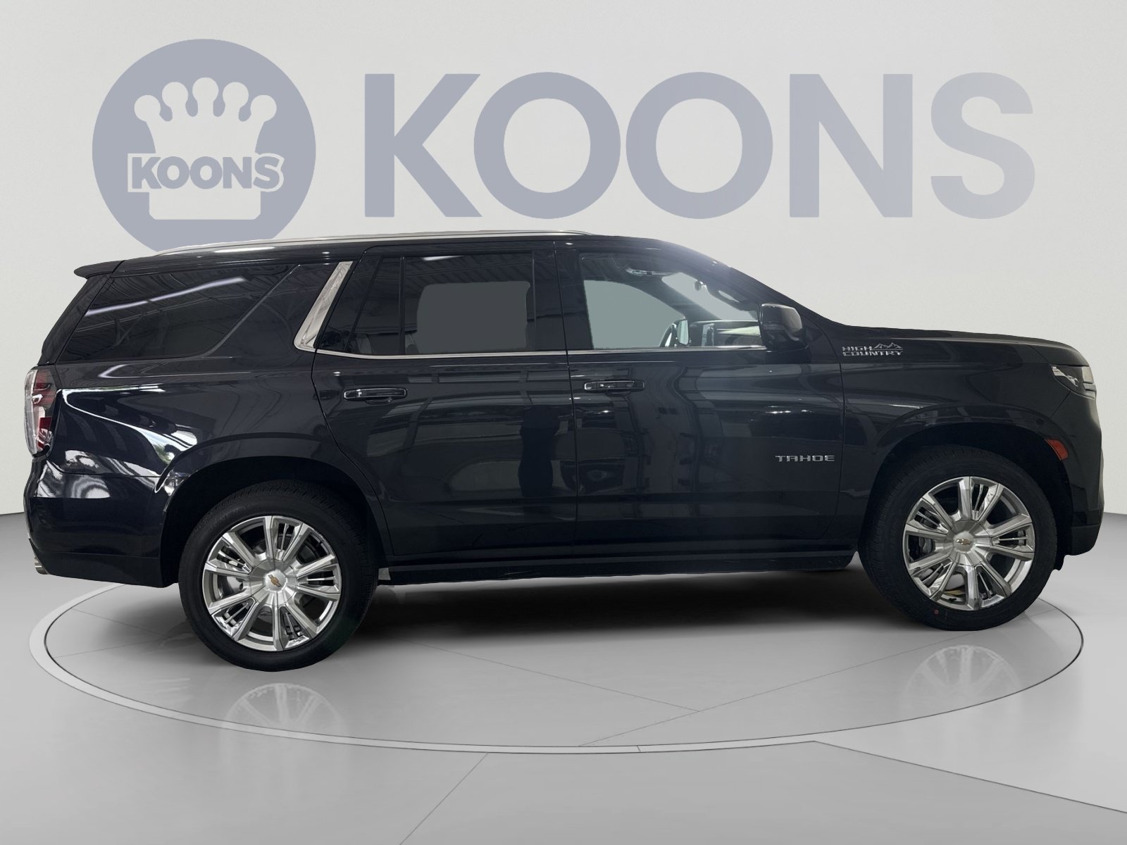 Used 2022 Chevrolet Tahoe High Country AWD/4WD image 12