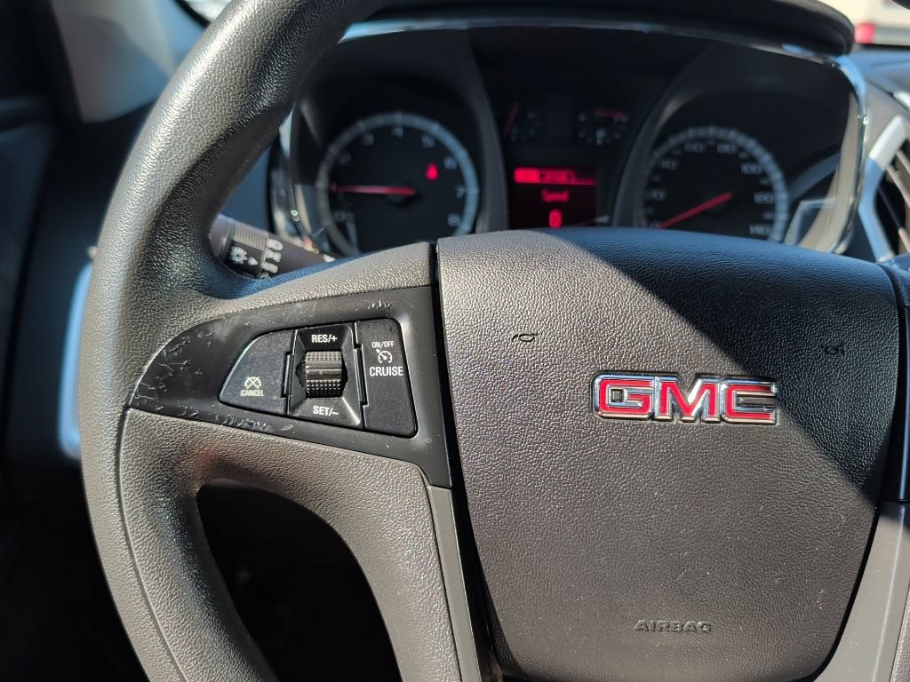 Used 2017 GMC Terrain SLE FWD image 24
