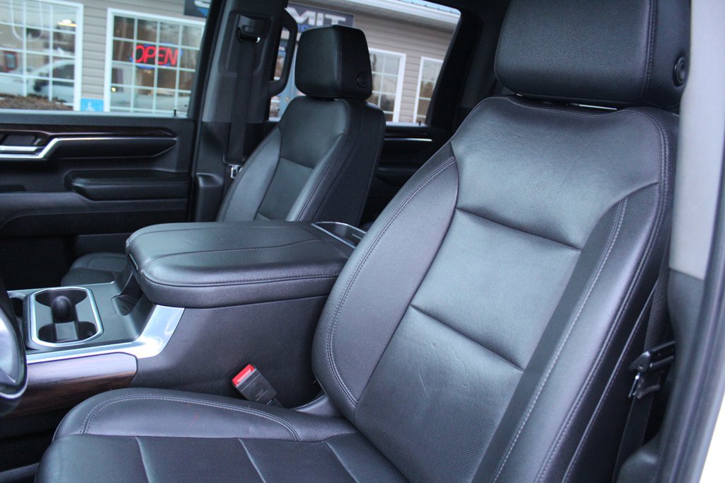 Used 2024 GMC Sierra 2500 SLT w/ SLT Convenience Package image 19