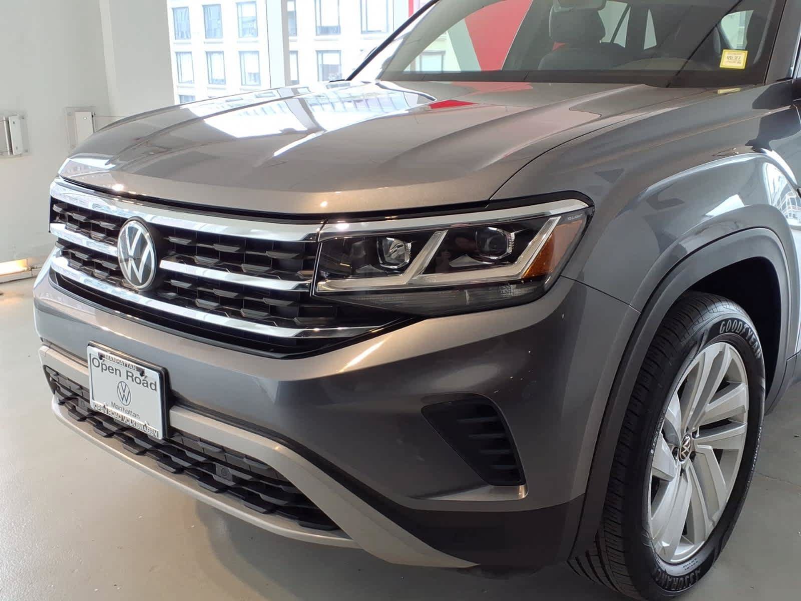Used 2023 Volkswagen Atlas Cross Sport SE w/ Panoramic Sunroof Package AWD/4WD image 7