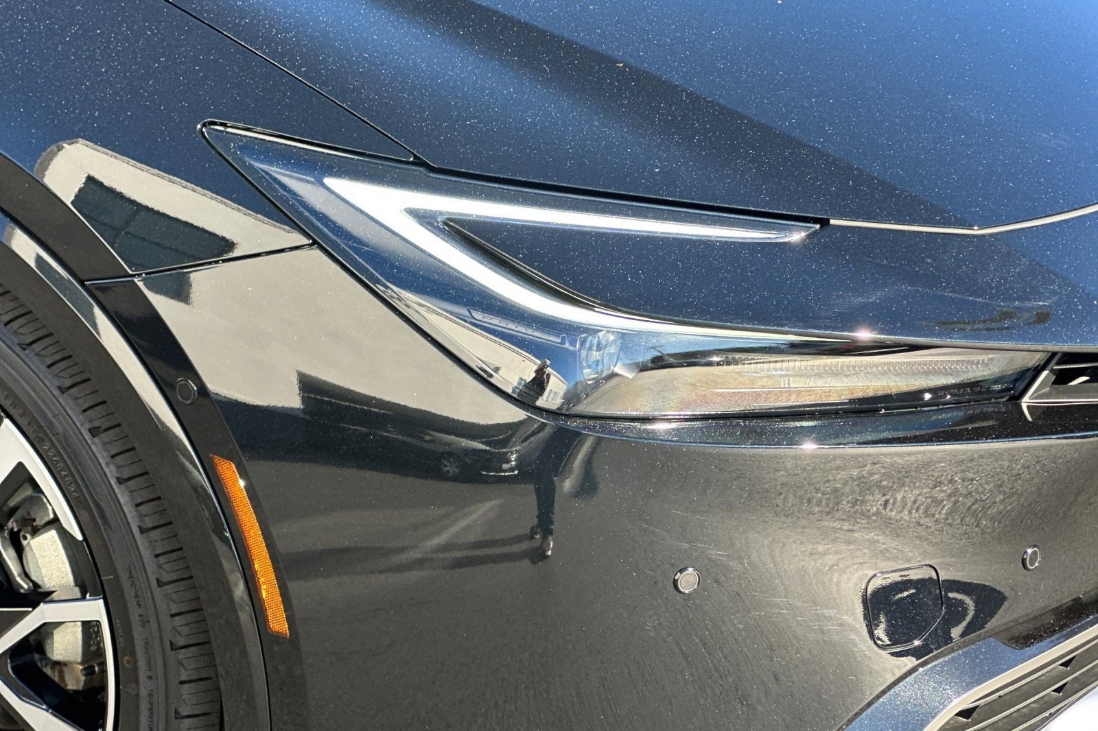 Used 2025 Toyota Prius Plug-In Hybrid image 11