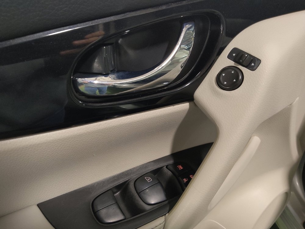 Used 2019 Nissan Rogue Sport SV w/ Technology Package image 27