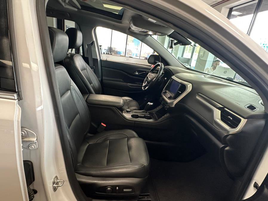 Used 2018 GMC Acadia SLT image 33