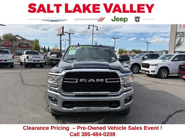 Used 2022 RAM 2500 Big Horn w/ Level A Equipment Group AWD/4WD image 2