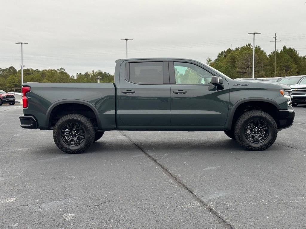 New 2026 Chevrolet Silverado 1500 ZR2 w/ Dark Appearance Package image 2
