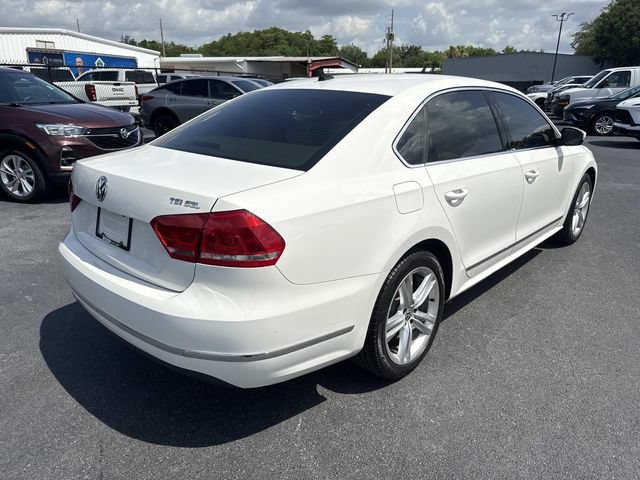 Used 2015 Volkswagen Passat 1.8T SEL Premium FWD image 3