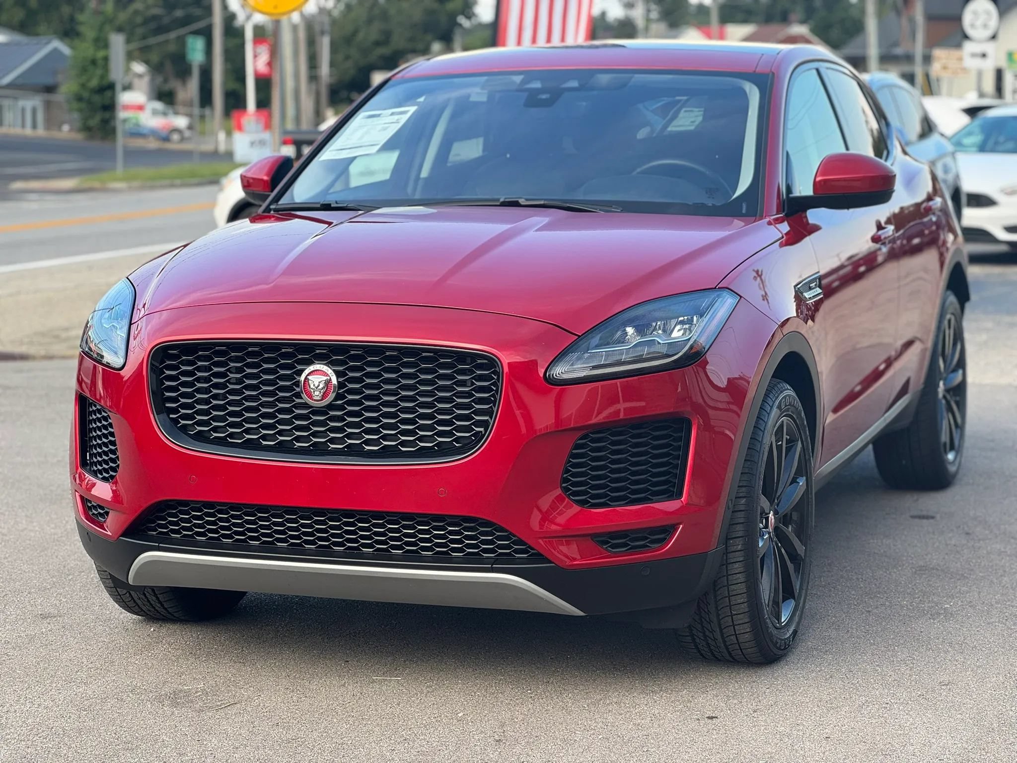 Used 2020 Jaguar E-PACE SE AWD/4WD image 2