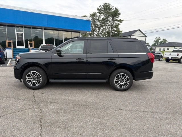 Used 2025 Ford Expedition Active AWD/4WD image 15