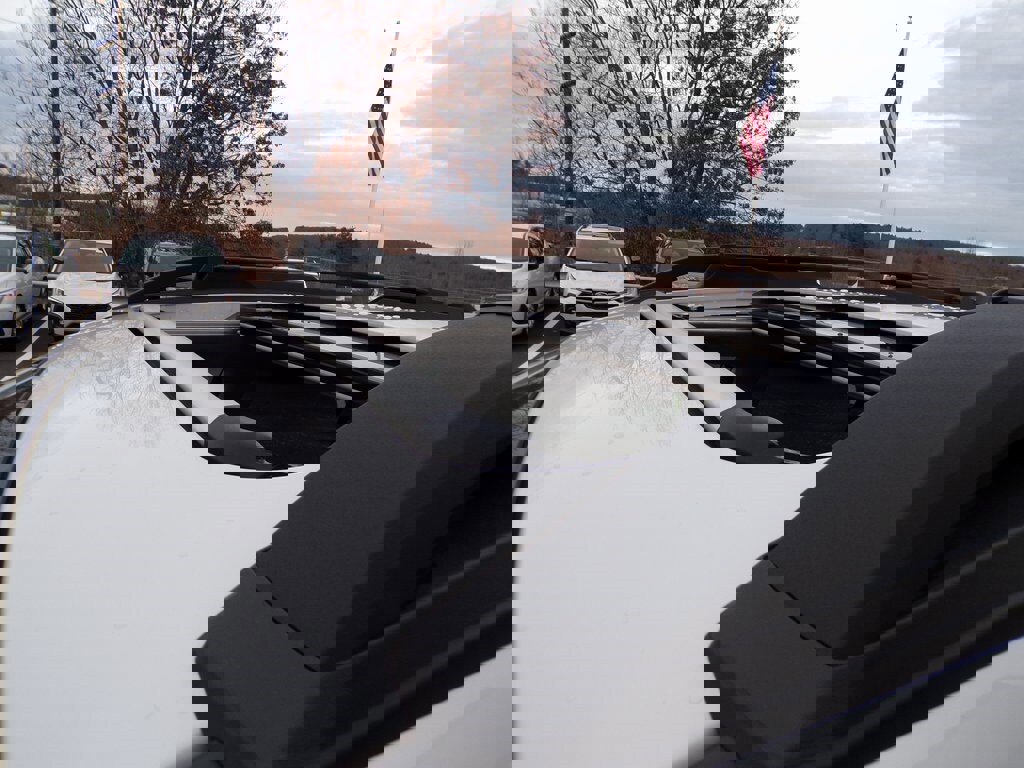 Used 2022 Subaru Outback Limited image 3