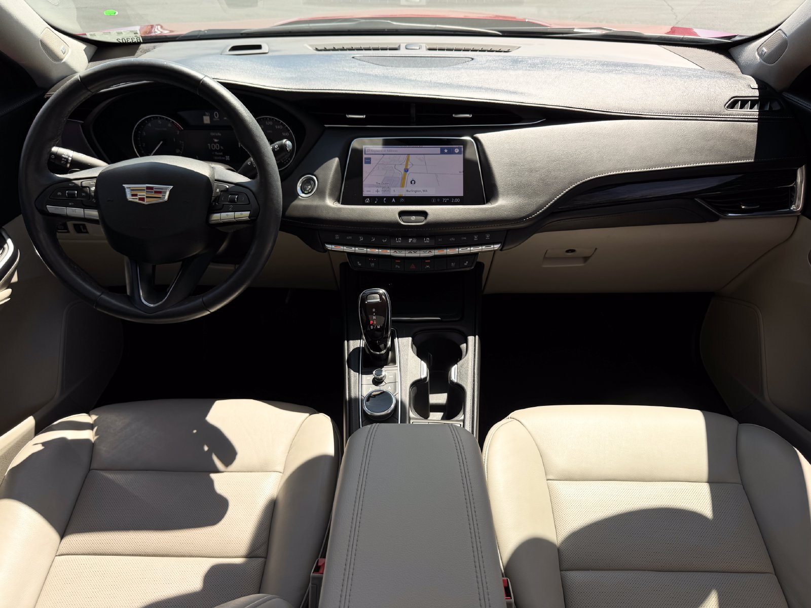 Used 2023 Cadillac XT4 Premium Luxury AWD/4WD image 12
