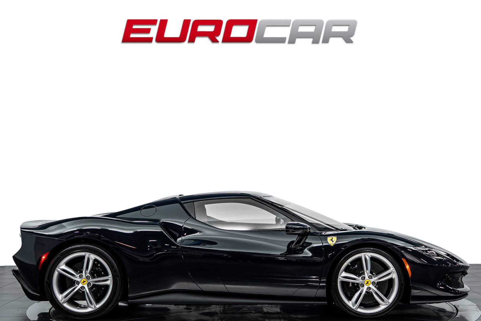 Used 2023 Ferrari 296 GTB RWD image 6