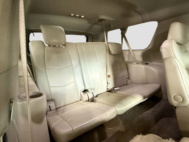 Used 2019 Cadillac Escalade ESV Luxury image 31