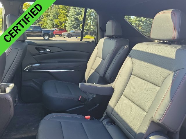 Certified 2025 Chevrolet Traverse Z71 w/ Driver Confidence Package AWD/4WD image 26
