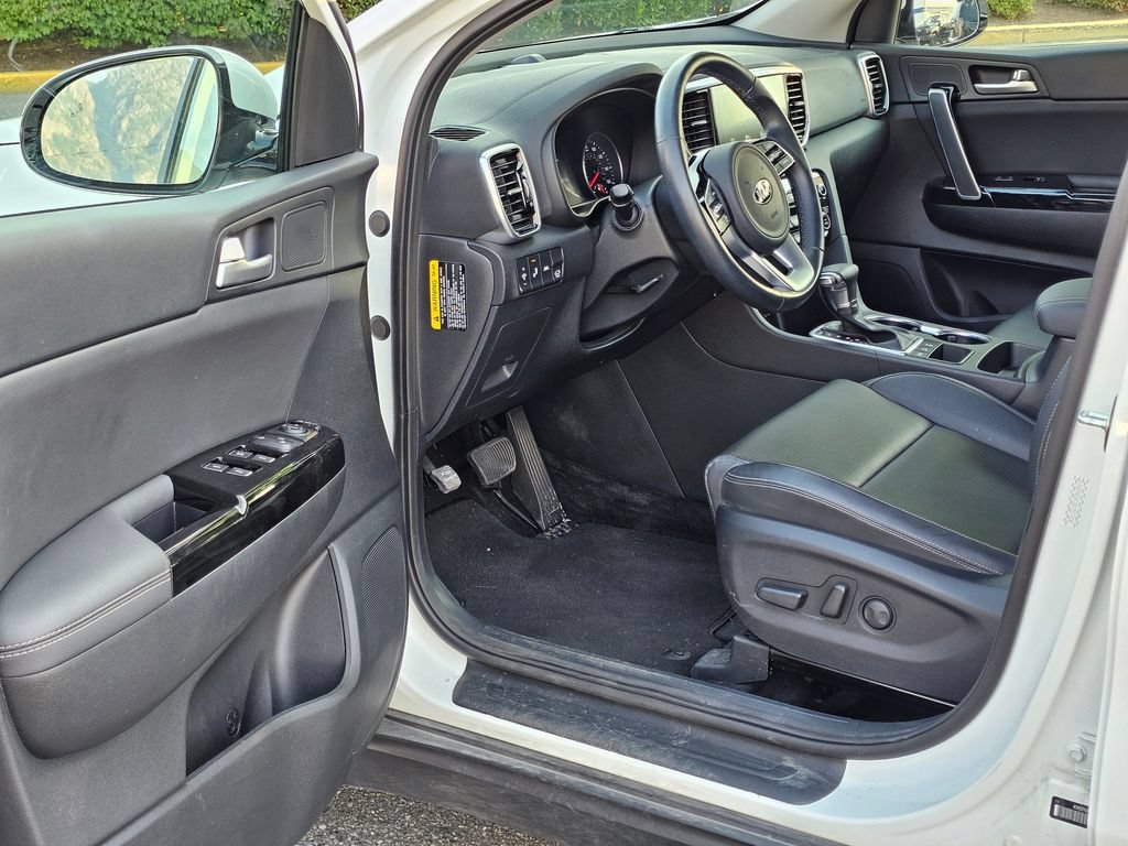 Used 2022 Kia Sportage EX AWD/4WD image 25