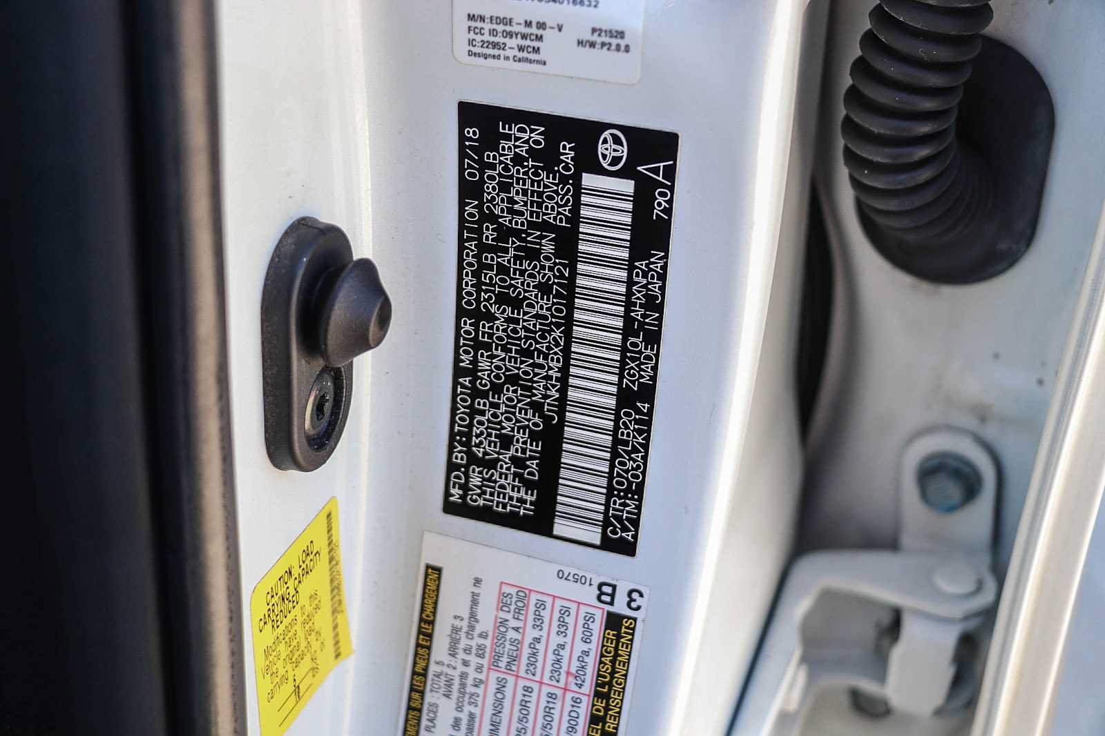 Used 2019 Toyota C-HR Limited FWD image 29