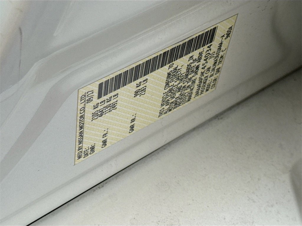 Used 2017 Nissan Maxima Platinum image 31