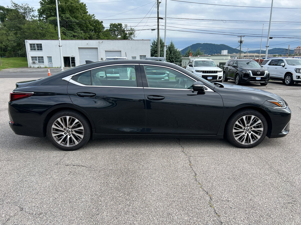 Used 2021 Lexus ES 350 w/ Premium Package FWD image 7