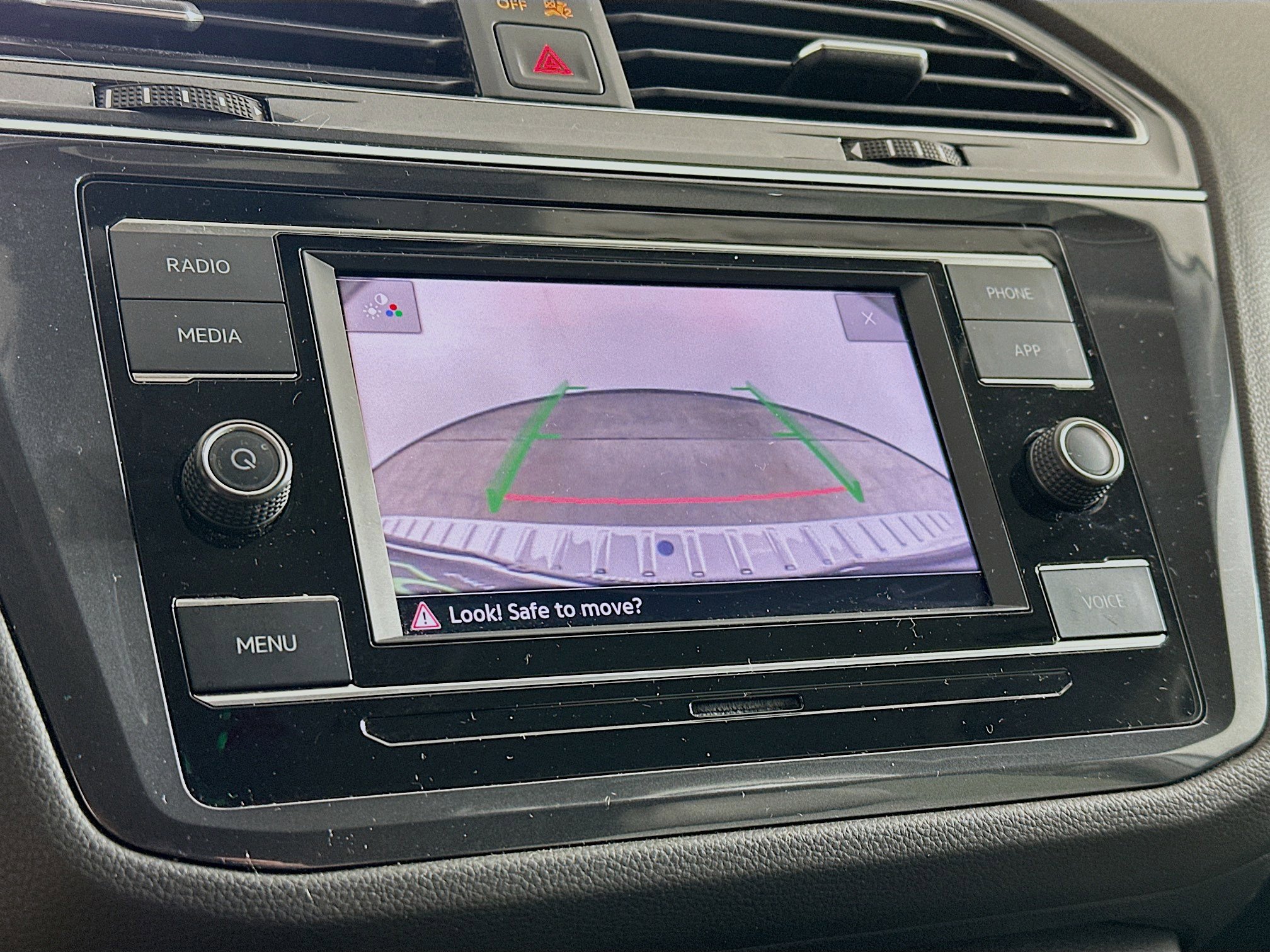 Used 2023 Volkswagen Tiguan S image 22