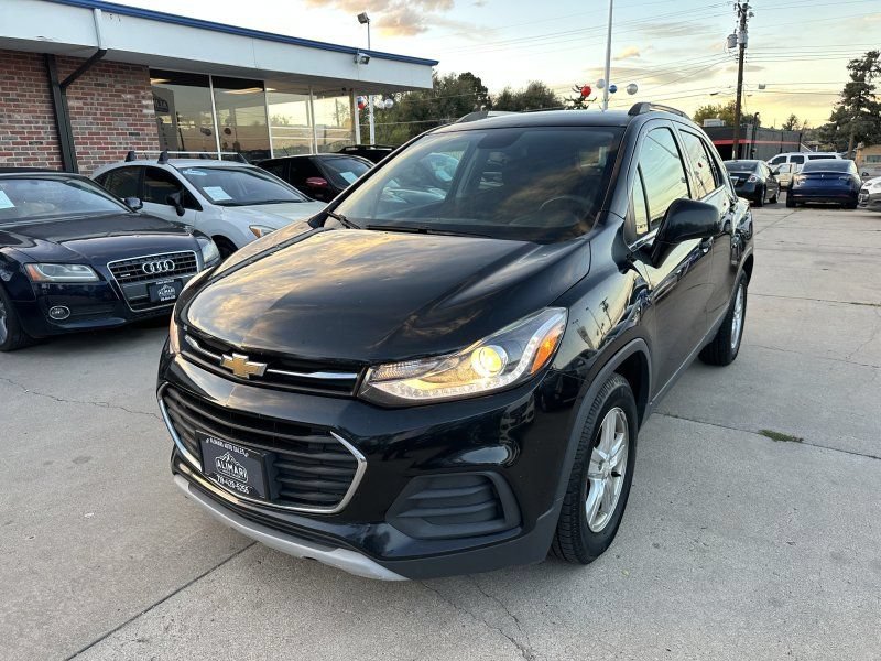 Used 2019 Chevrolet Trax LT FWD image 3
