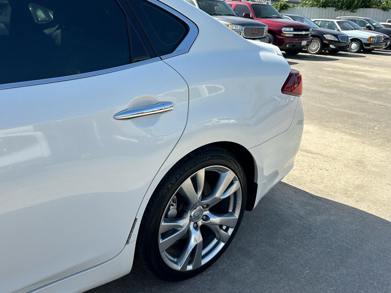 Used 2015 INFINITI Q70 5.6 w/ Sport Package RWD image 50