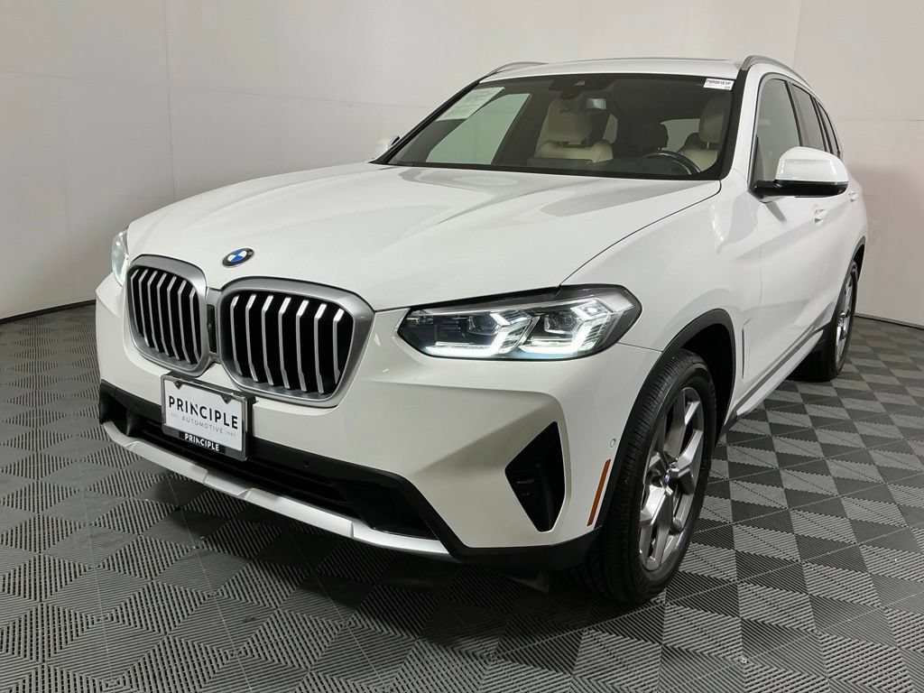 Certified 2023 BMW X3 xDrive30i w/ Premium Package AWD/4WD image 2
