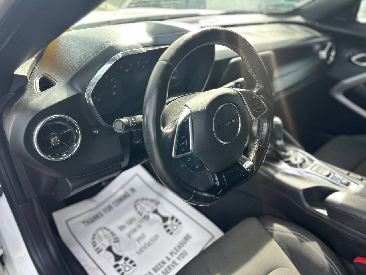 Used 2020 Chevrolet Camaro LT image 9