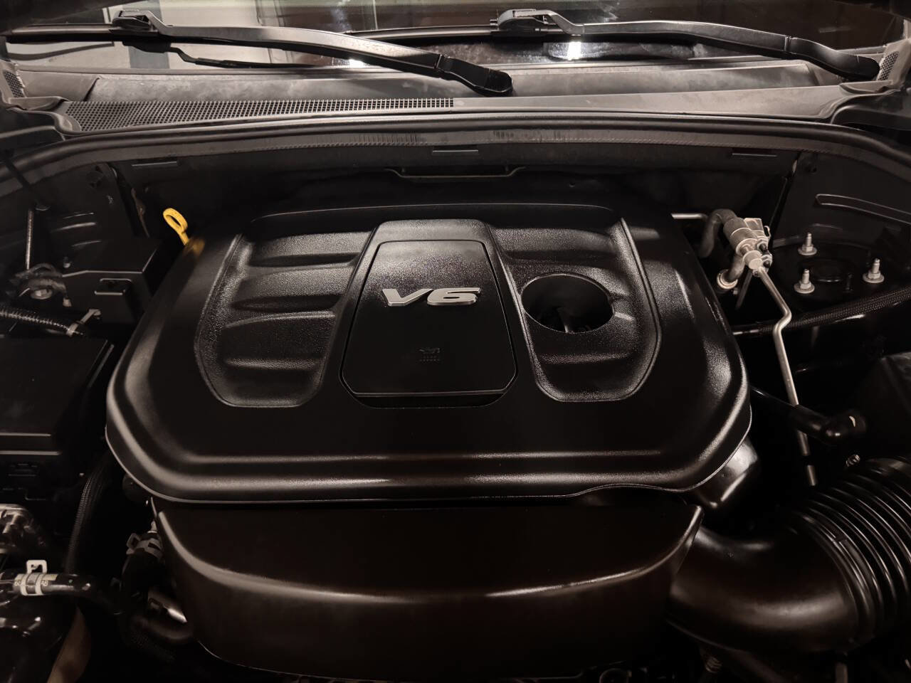 Used 2019 Jeep Grand Cherokee Laredo image 25