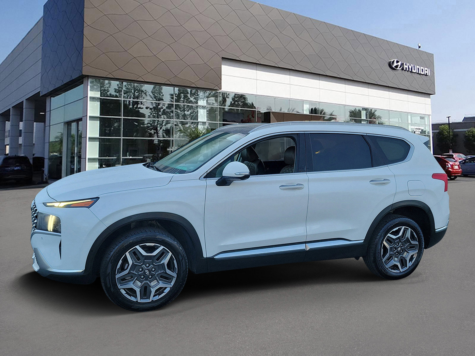 Certified 2023 Hyundai Santa Fe Limited image 3