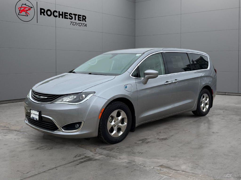 Used 2019 Chrysler Pacifica Touring Plus FWD image 7