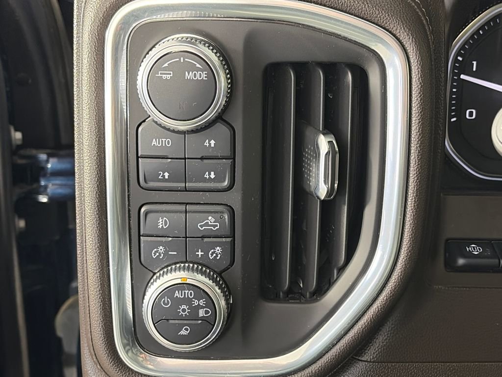 Used 2020 GMC Sierra 3500 Denali w/ Denali Ultimate Package image 24