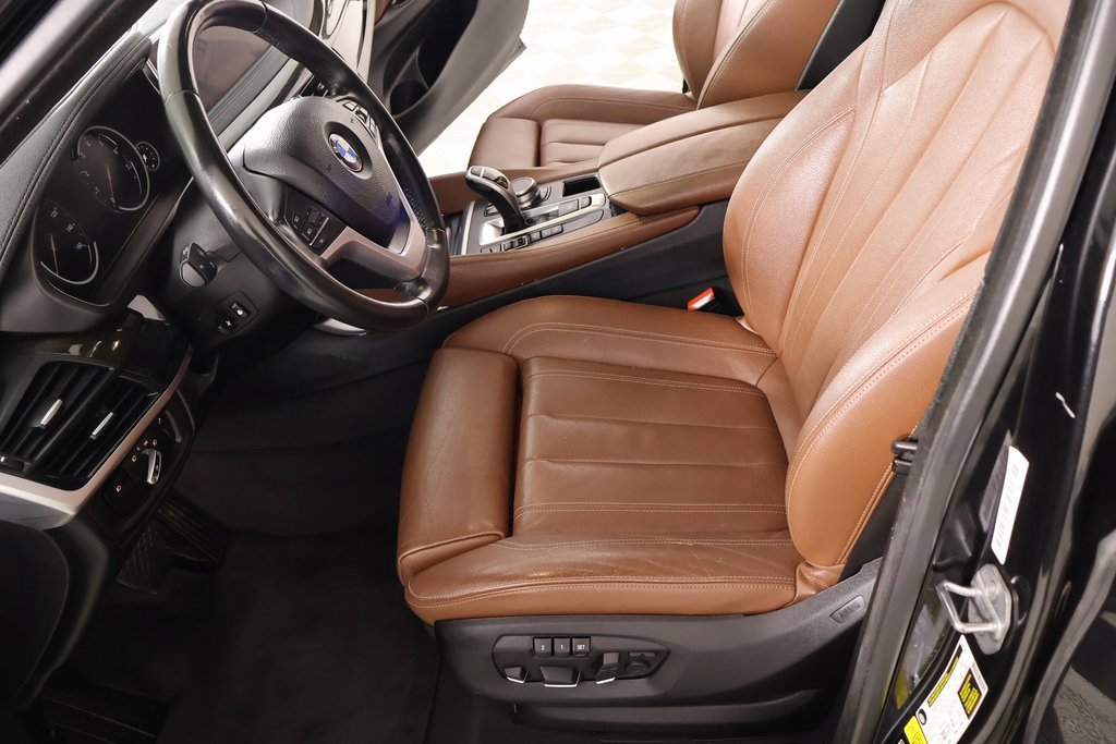 Used 2017 BMW X6 xDrive35i image 12