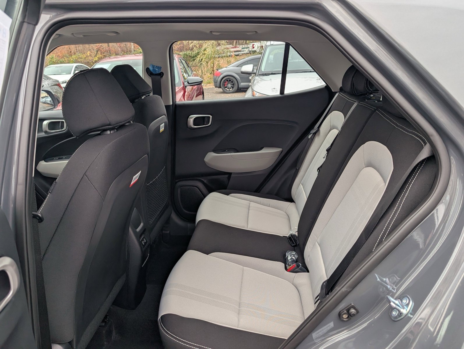 New 2026 Hyundai Venue SEL FWD image 10