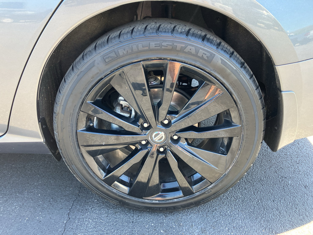 Used 2022 Nissan Altima 2.5 SR w/ Midnight Edition Package AWD/4WD image 15