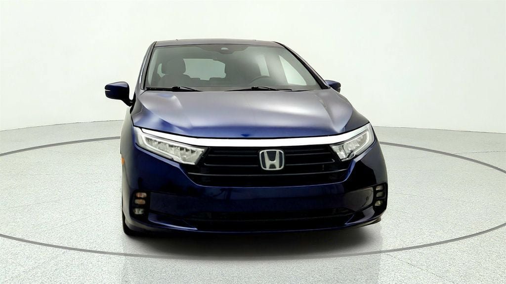 Used 2022 Honda Odyssey Touring image 2