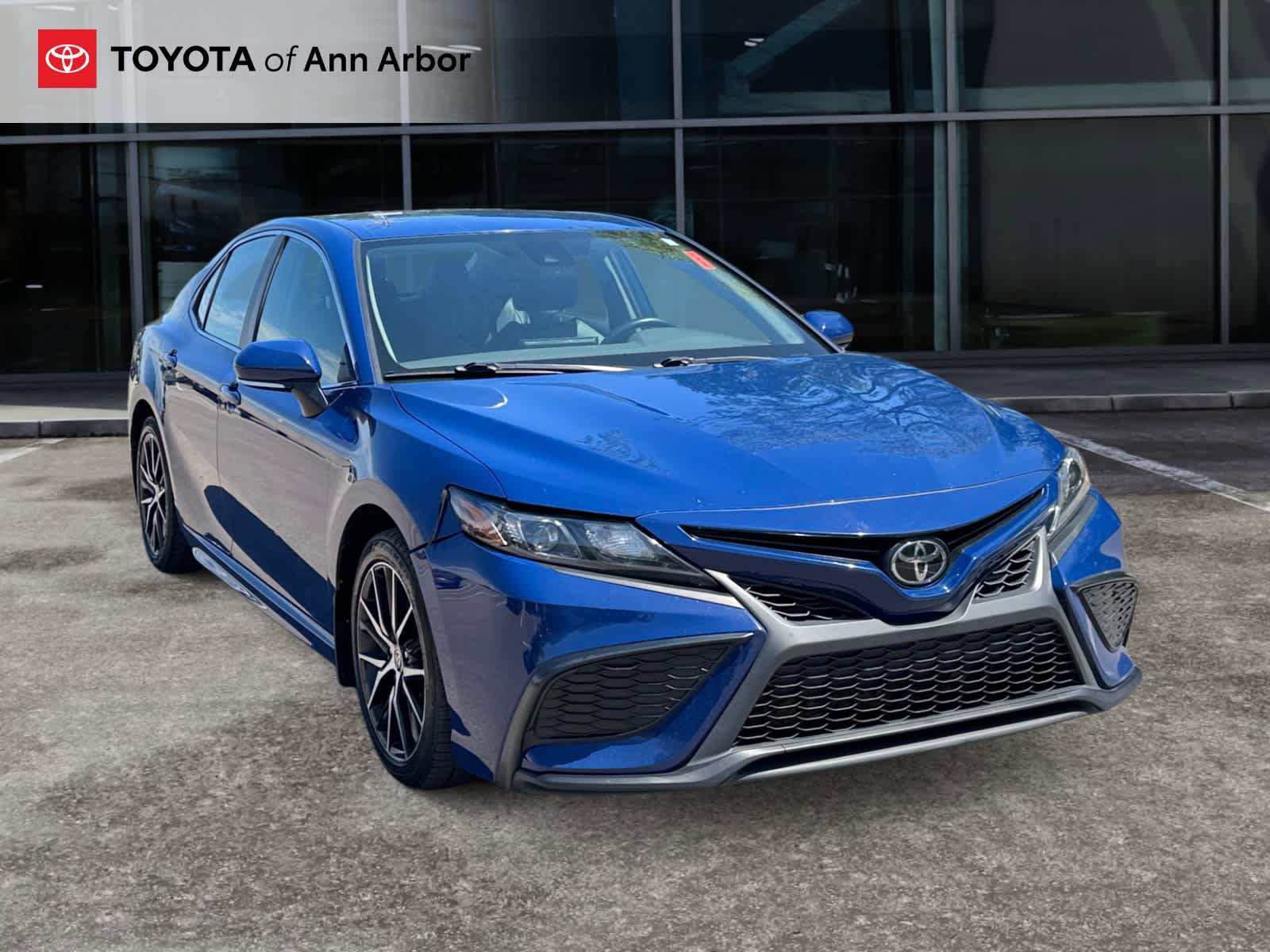 Used 2023 Toyota Camry SE w/ Convenience Package