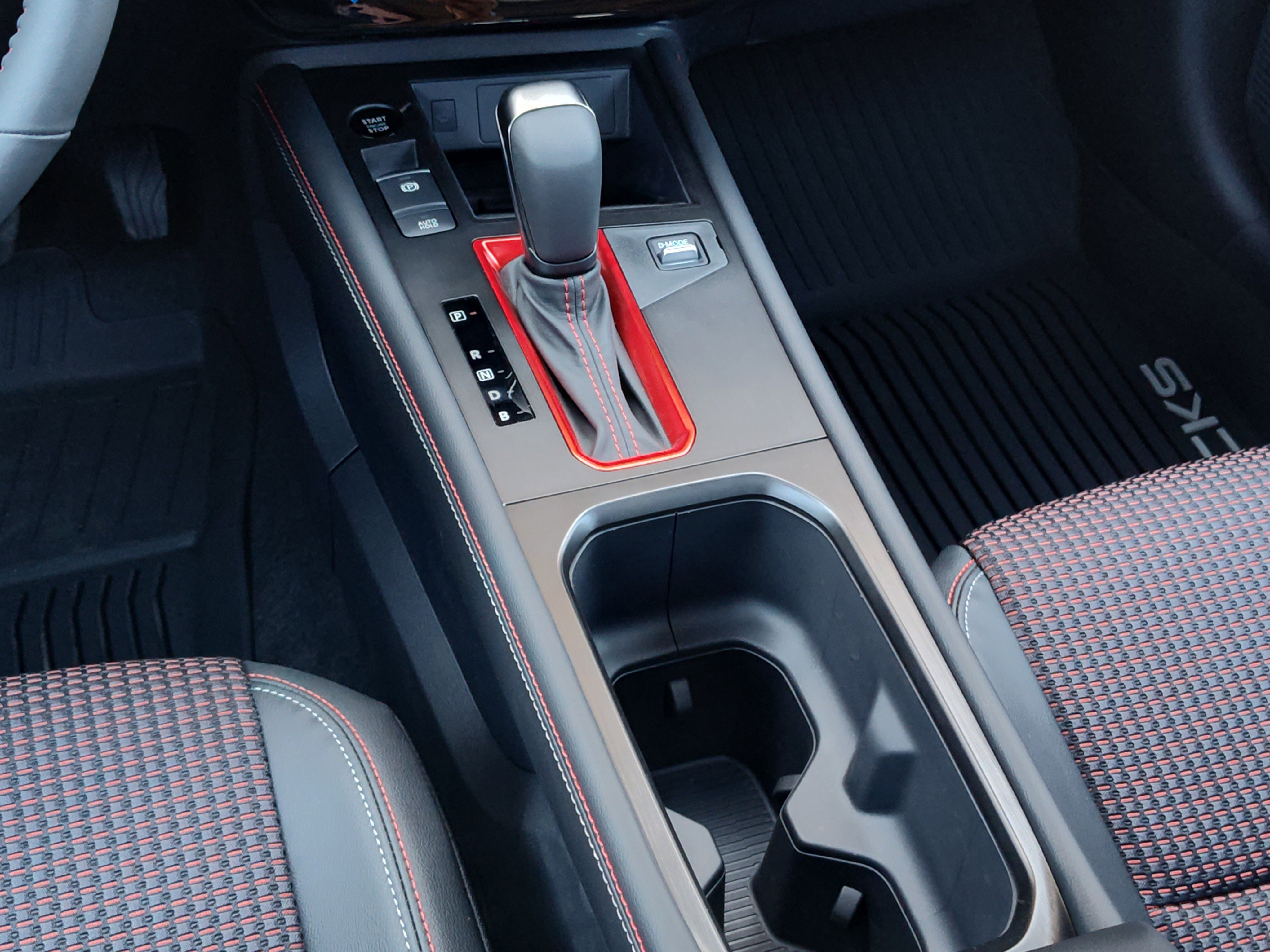 New 2026 Nissan Kicks SR w/ SR Premium Package image 10