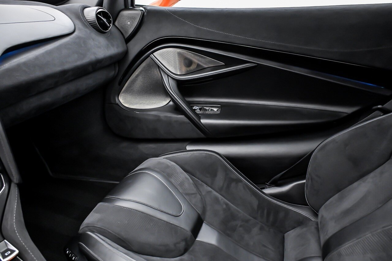 Used 2018 McLaren 720S Performance RWD image 38