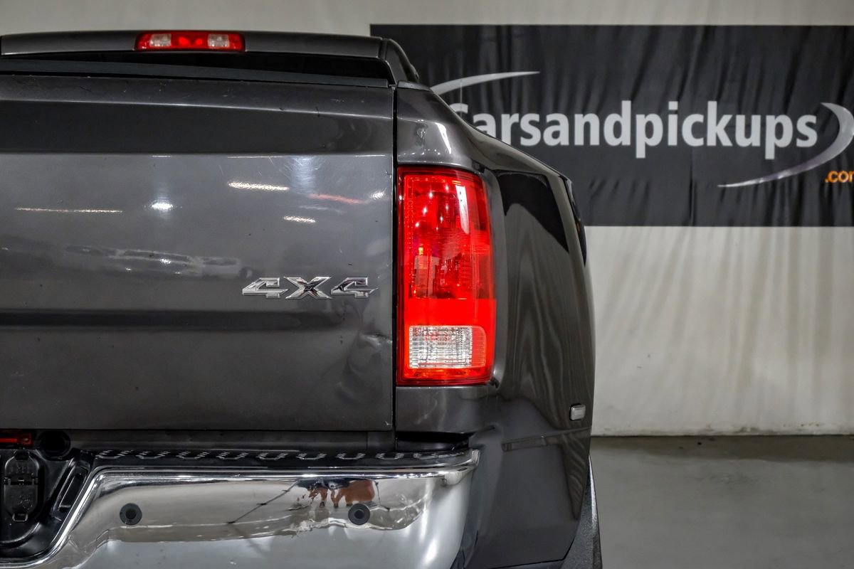 Used 2015 RAM 3500 Tradesman w/ Chrome Appearance Group image 40