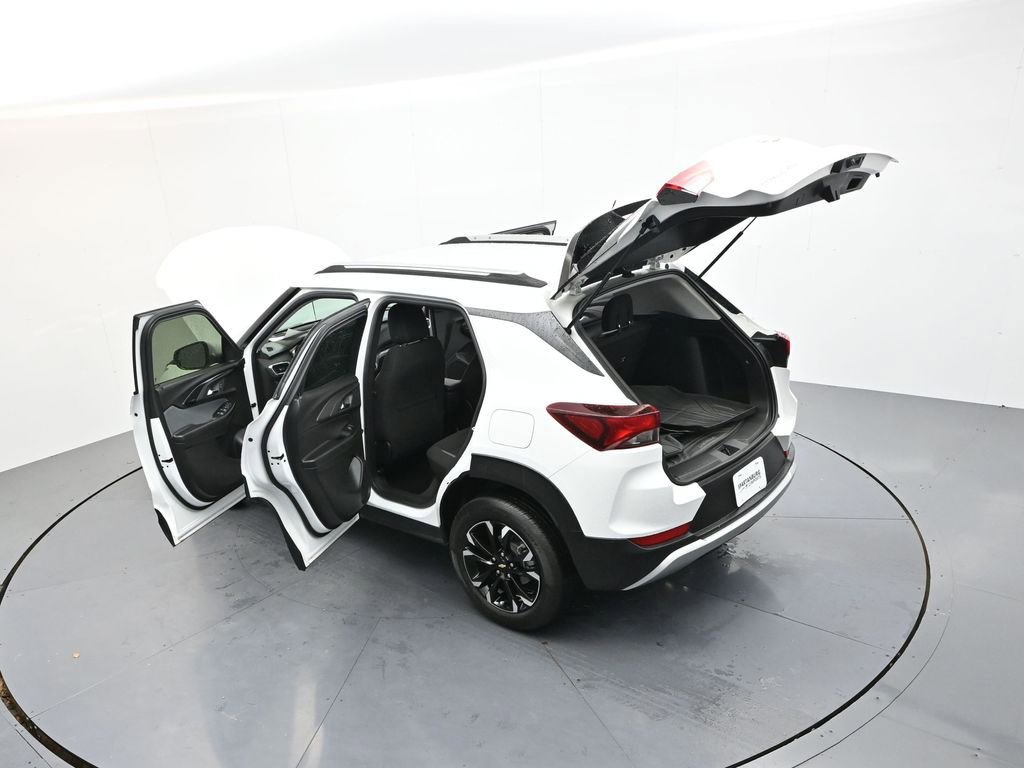Used 2023 Chevrolet TrailBlazer LT w/ Convenience Package image 39