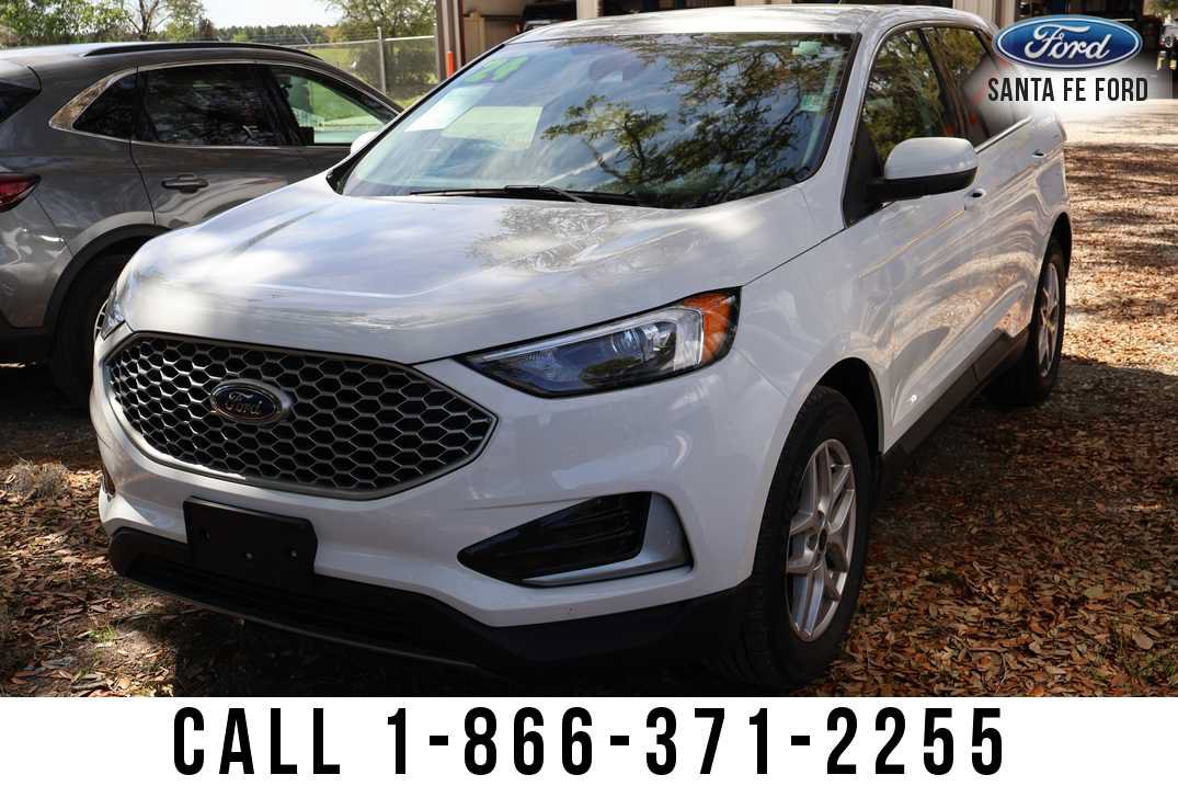 Used 2024 Ford Edge SEL AWD/4WD image 2