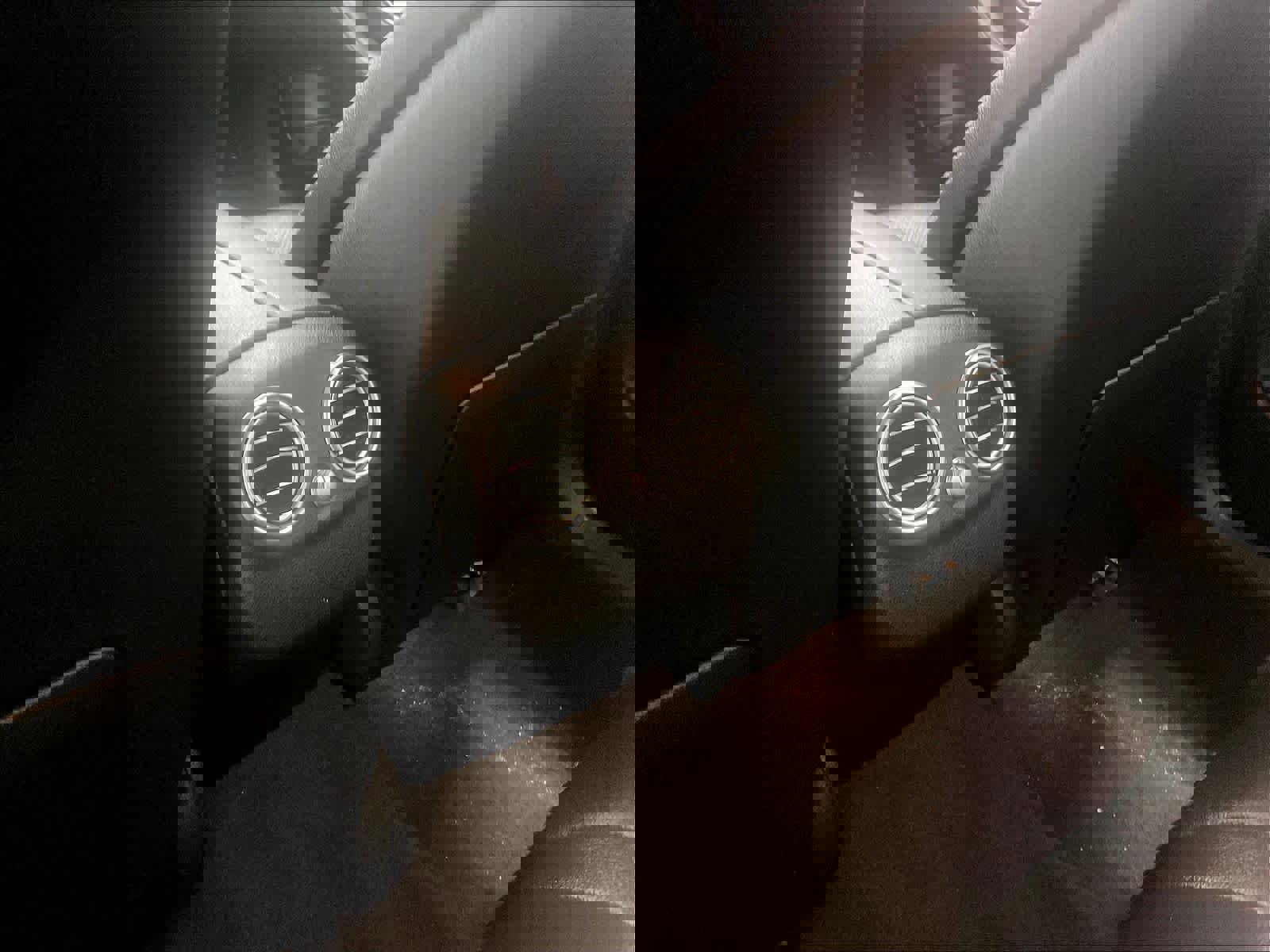 Used 2020 Mercedes-Benz C 300 4MATIC Sedan image 28